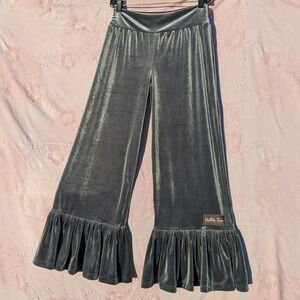 Matilda Jane Velvet Cropped Big Ruffle Pants Women's Small Grey Whimsigoth NWT